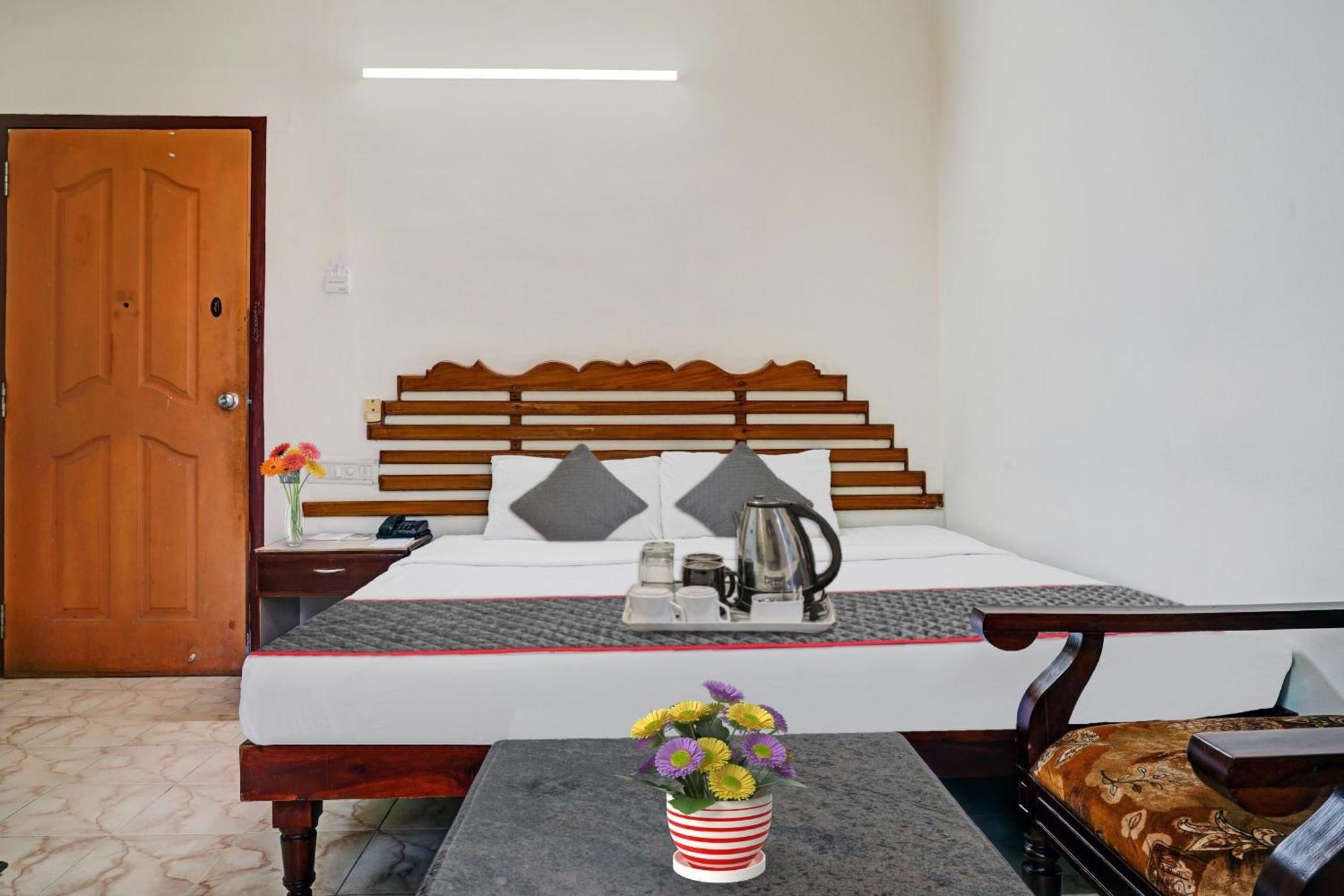 Palette - Pagoda Resorts Alappuzha Exterior photo