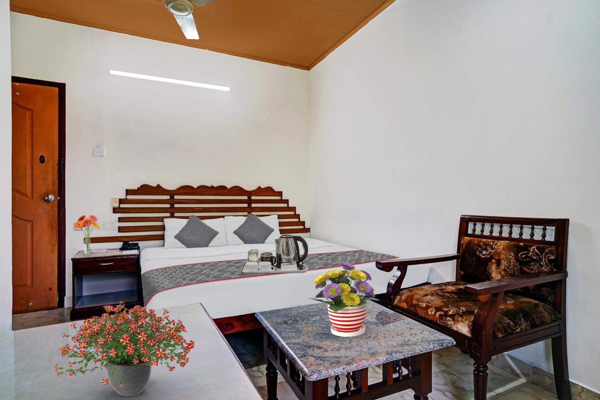 Palette - Pagoda Resorts Alappuzha Exterior photo